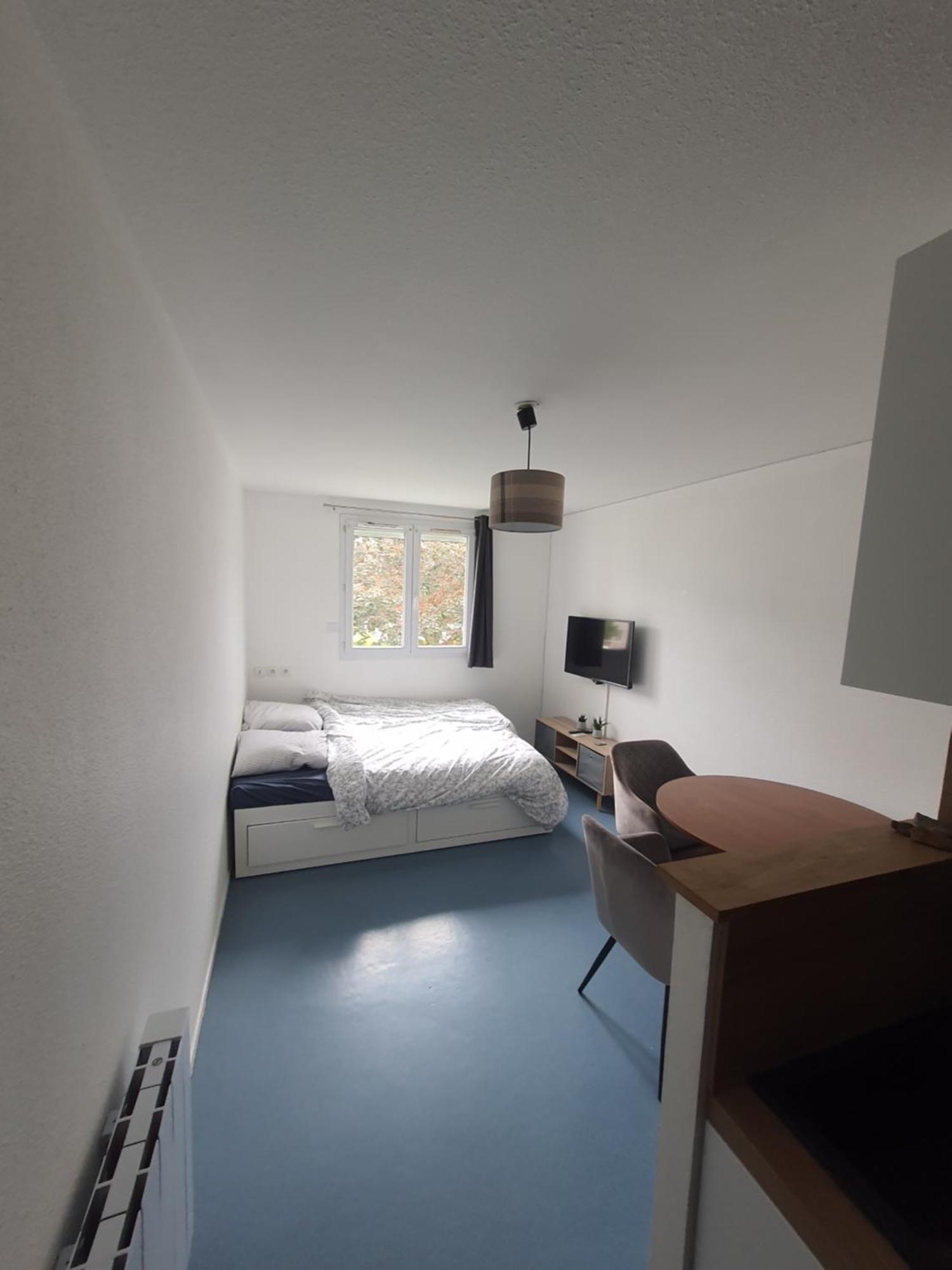 Studio Dans Residence Pour Location Courte Duree Et Etudiants Parking Gratuit 제이르 외부 사진